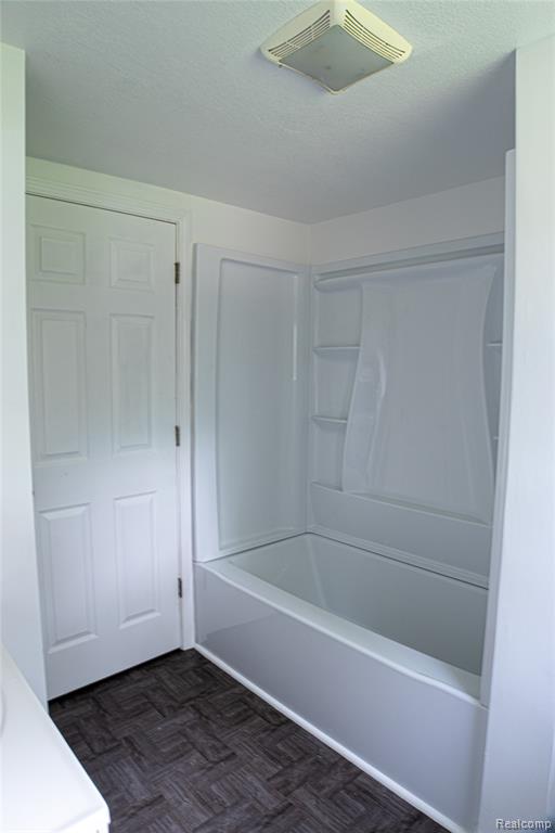 4351 Wheeler Road Standish, MI 48658 - Photo 10 of 13 Gallery Image 10
