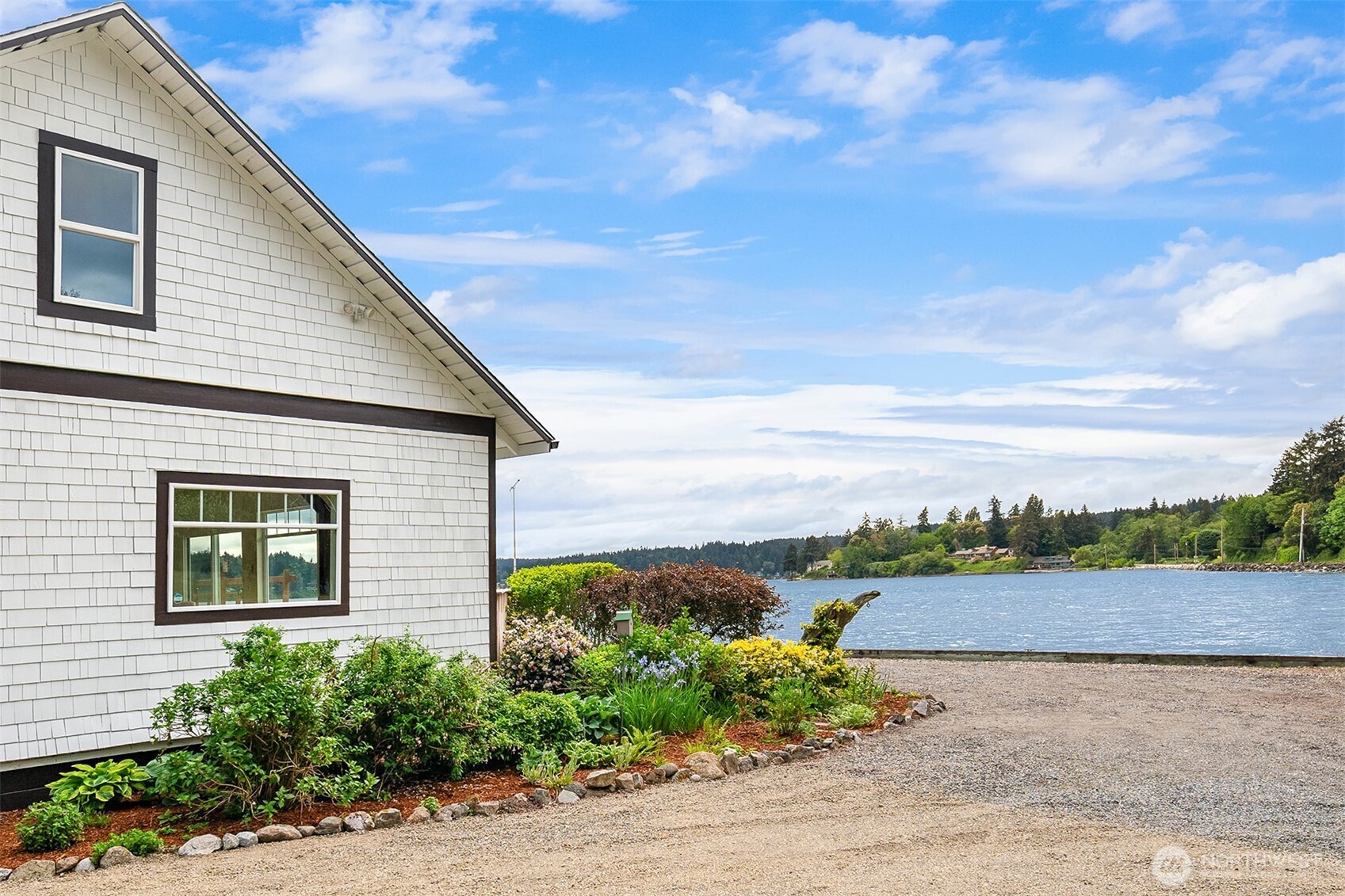 22113 Dockton Road Southwest Vashon, WA 98070 - Photo 11 of 40