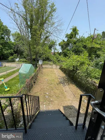 $1,895 | 2830 Edgecombe Circle South, Baltimore, MD 21215