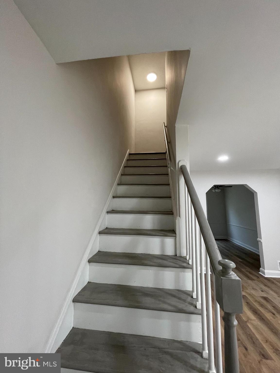 2830 Edgecombe Circle South Baltimore, MD 21215 - Photo 22 of 32