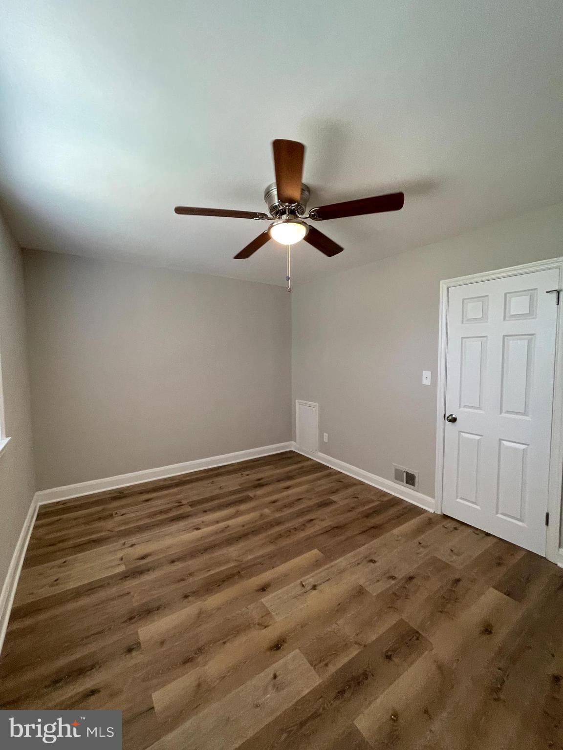 2830 Edgecombe Circle South Baltimore, MD 21215 - Photo 26 of 32