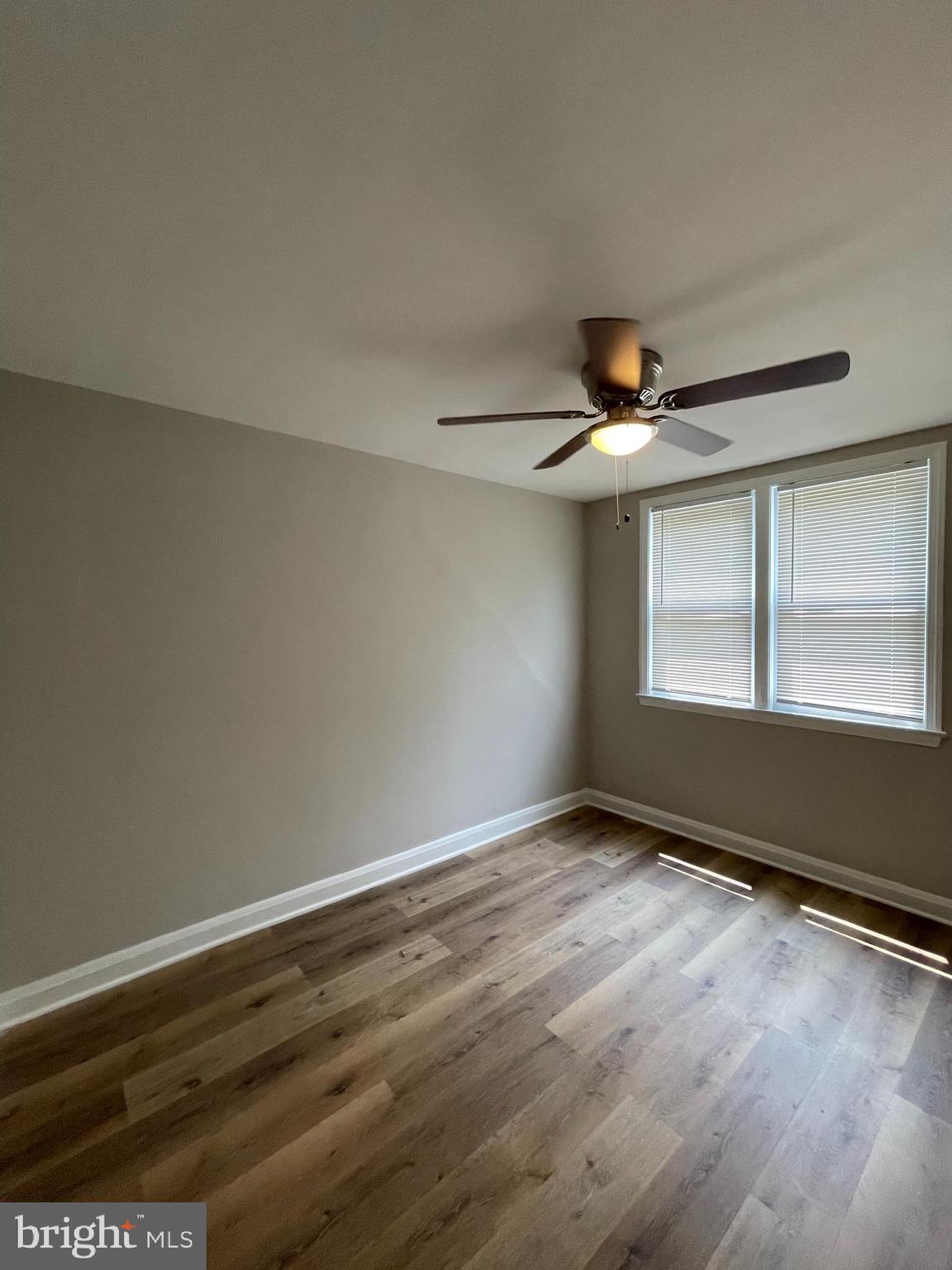 2830 Edgecombe Circle South Baltimore, MD 21215 - Photo 29 of 32