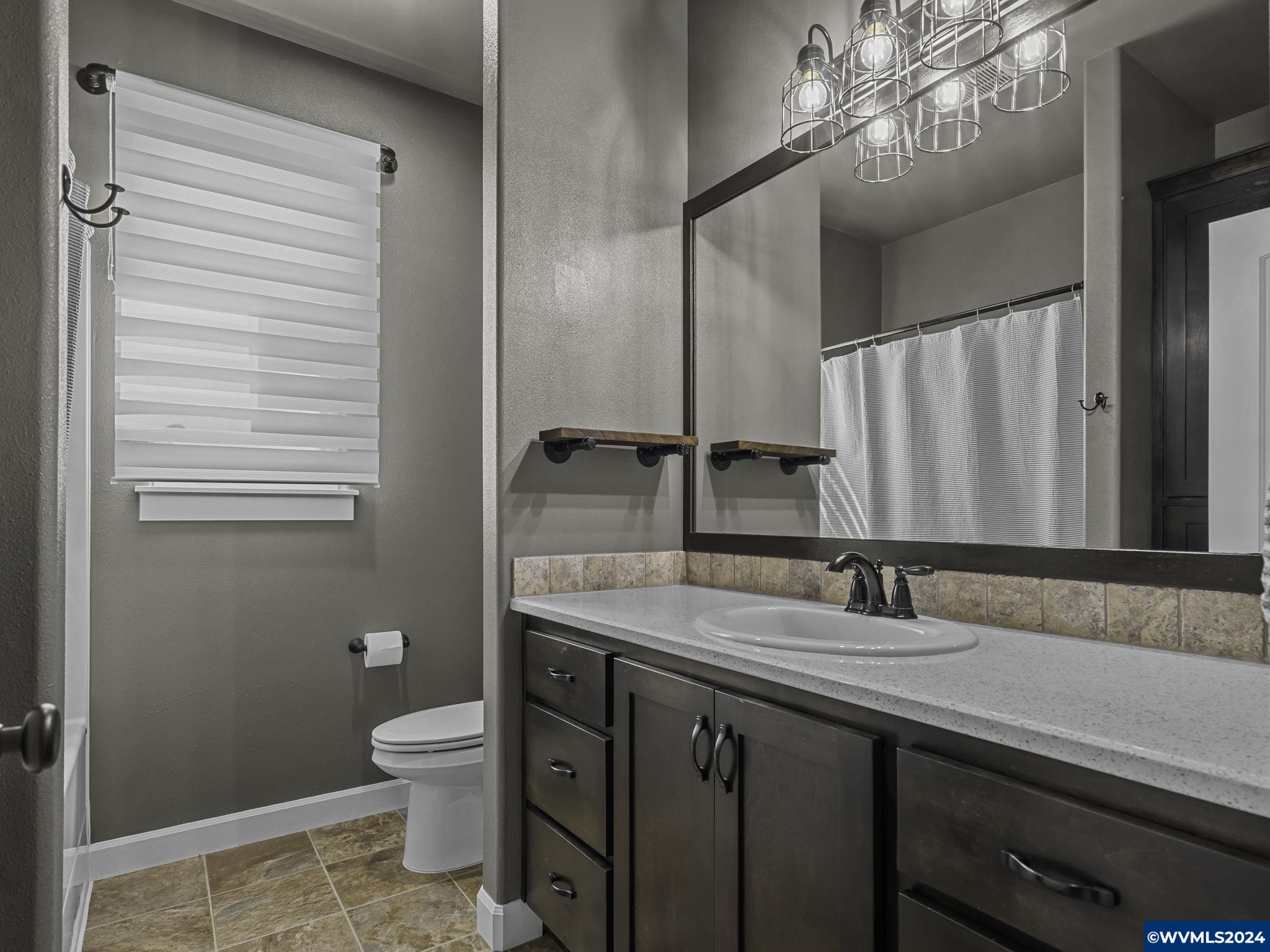 8233 Golf Club Road Southeast Aumsville, OR 97325 - Photo 19 of 42 Gallery Image 19