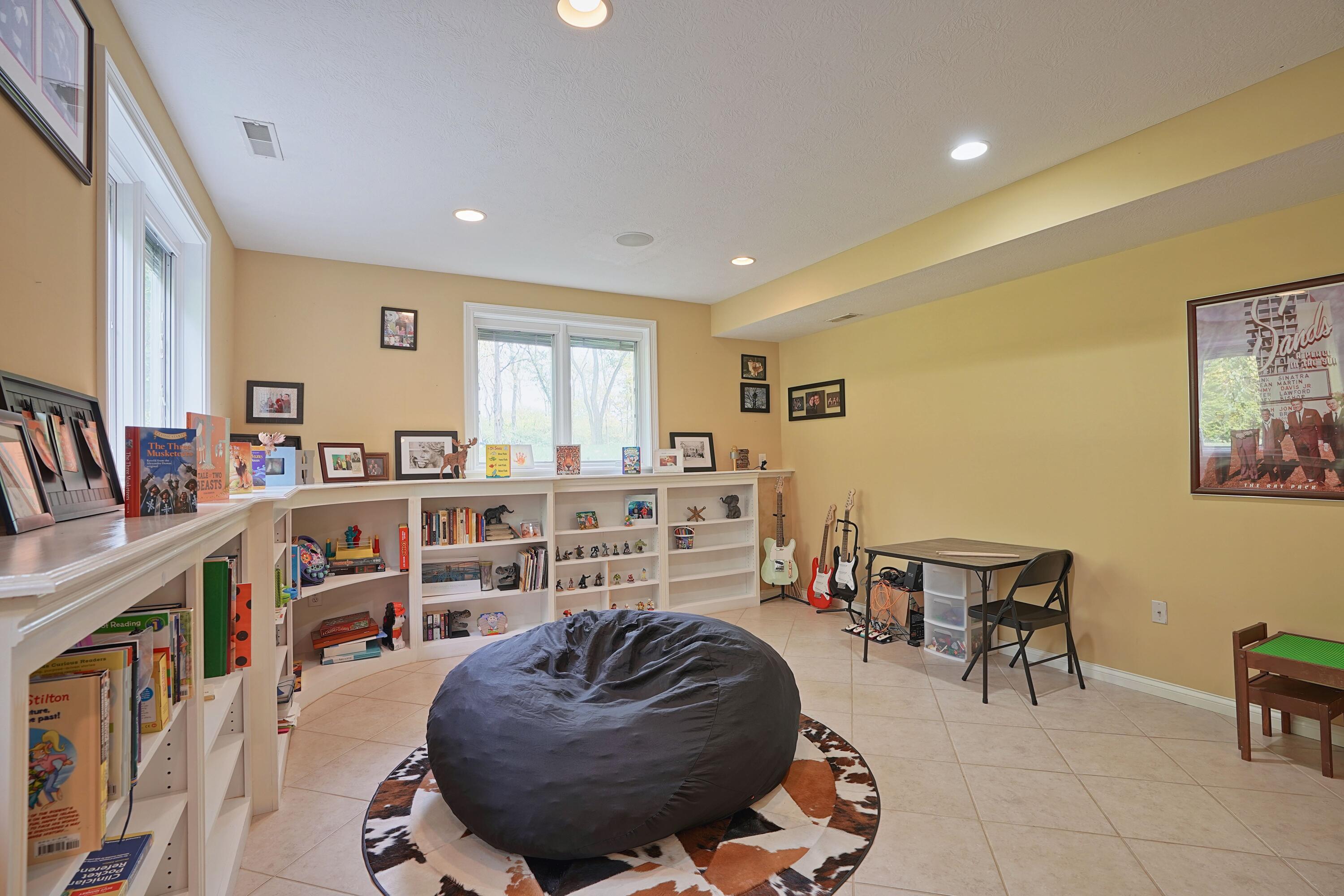 392 Darst Road Dayton, OH 45440 - Photo 54 of 83