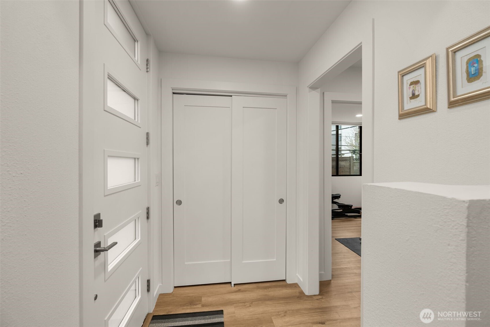 4855 42nd Avenue Southwest, Unit B Seattle, WA 98116 - Photo 7 of 29