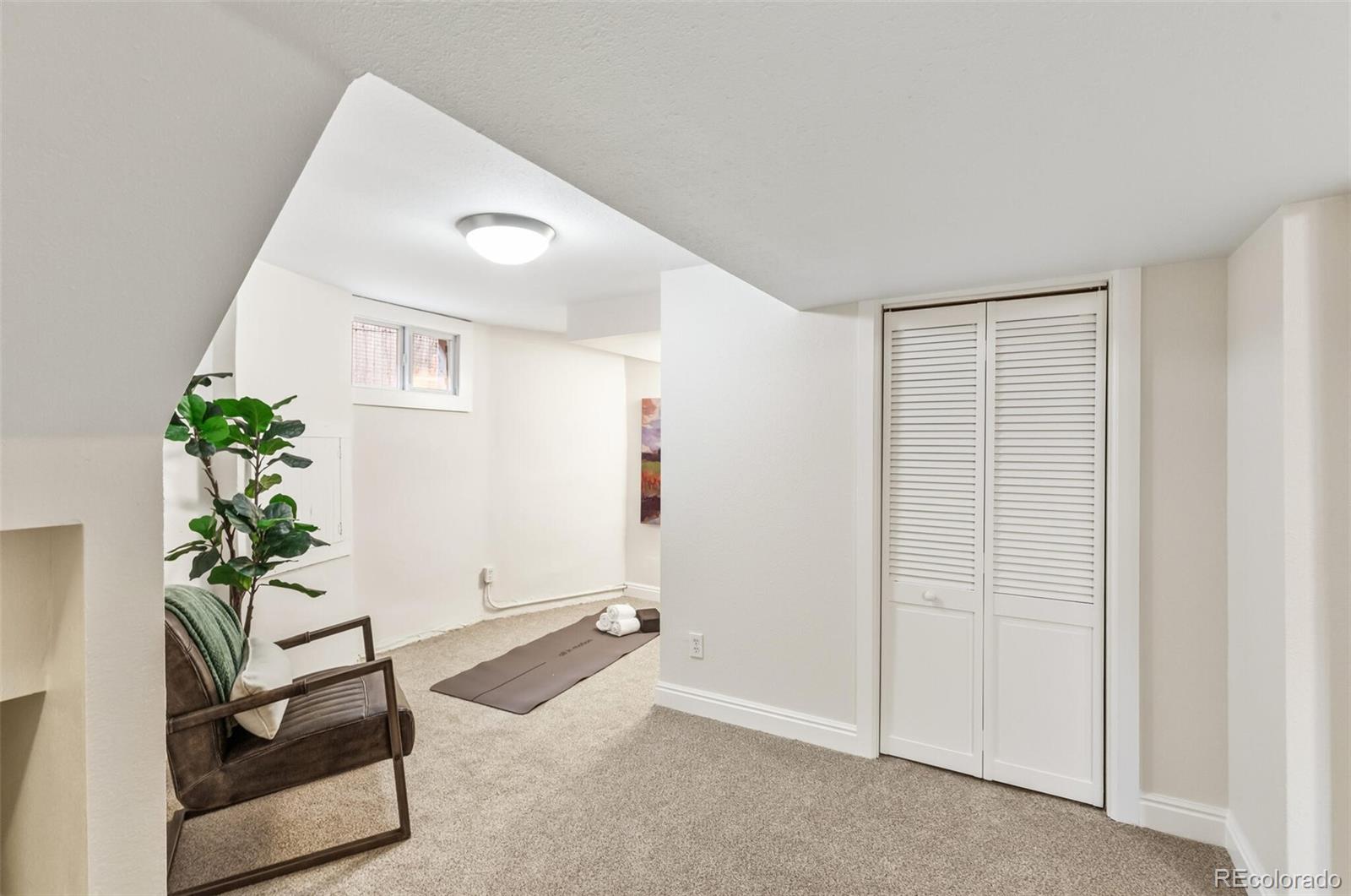 2576 Dexter Street Denver, CO 80207 - Photo 33 of 50