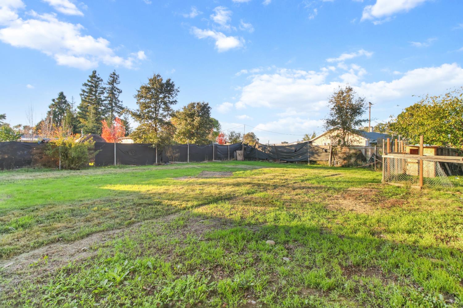 7334 Doc Adams Road Marysville, CA 95901 - Photo 30 of 30 a view of a volley ball court