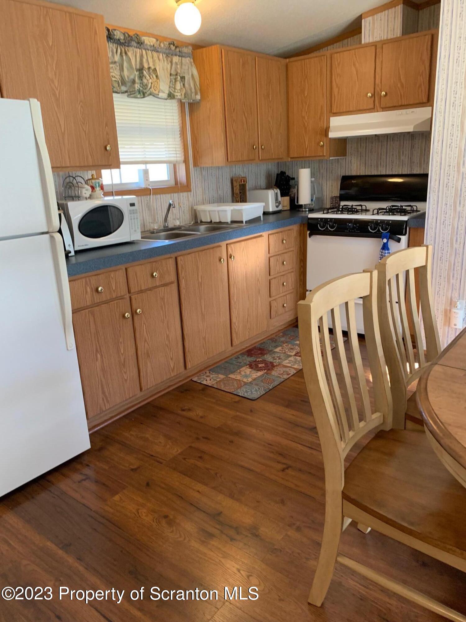 1881 Creek Road Union Dale, PA 18470 - Photo 4 of 12 Gallery Image 4