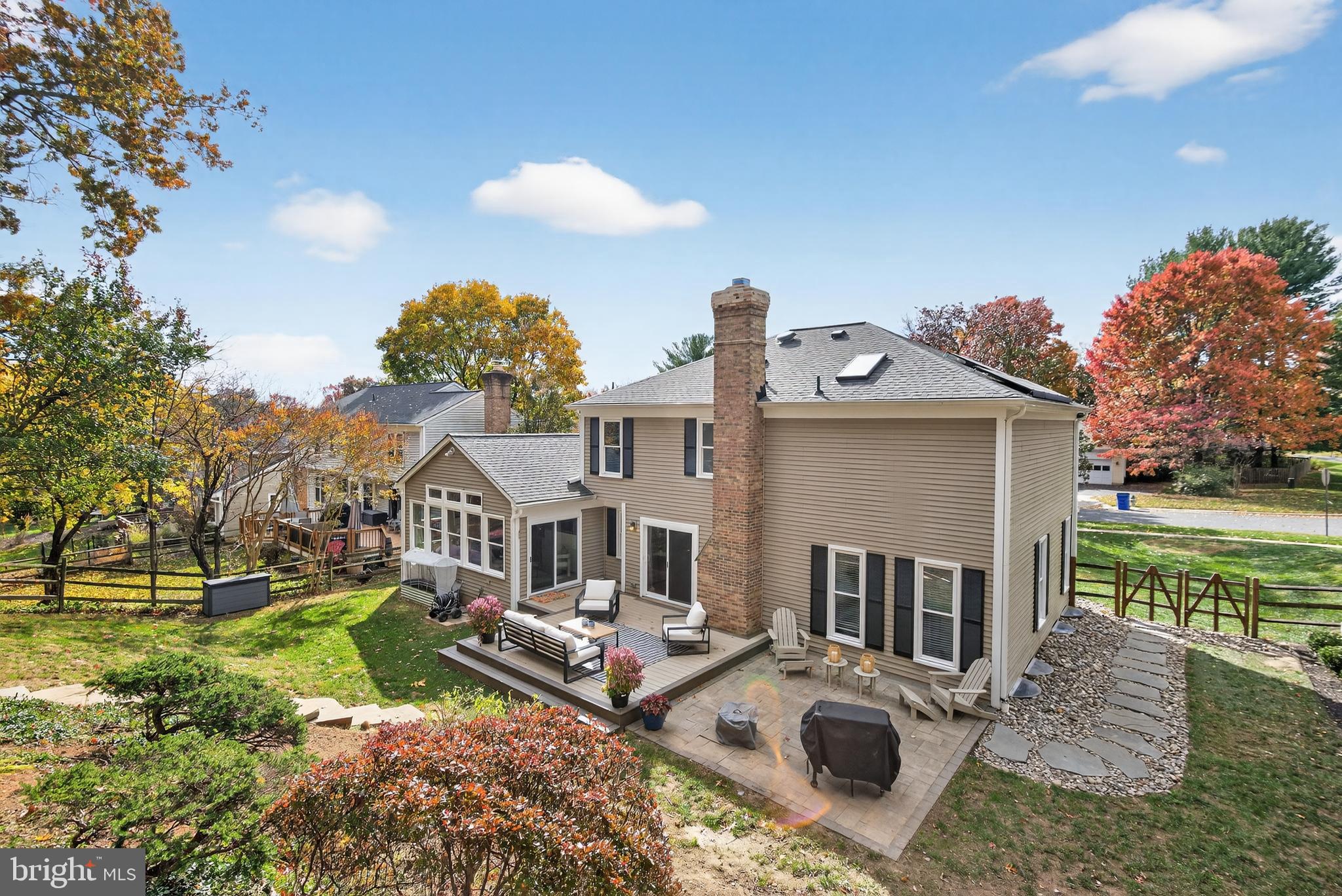 12100 Triple Crown Road North Potomac, MD 20878 - Photo 7 of 66