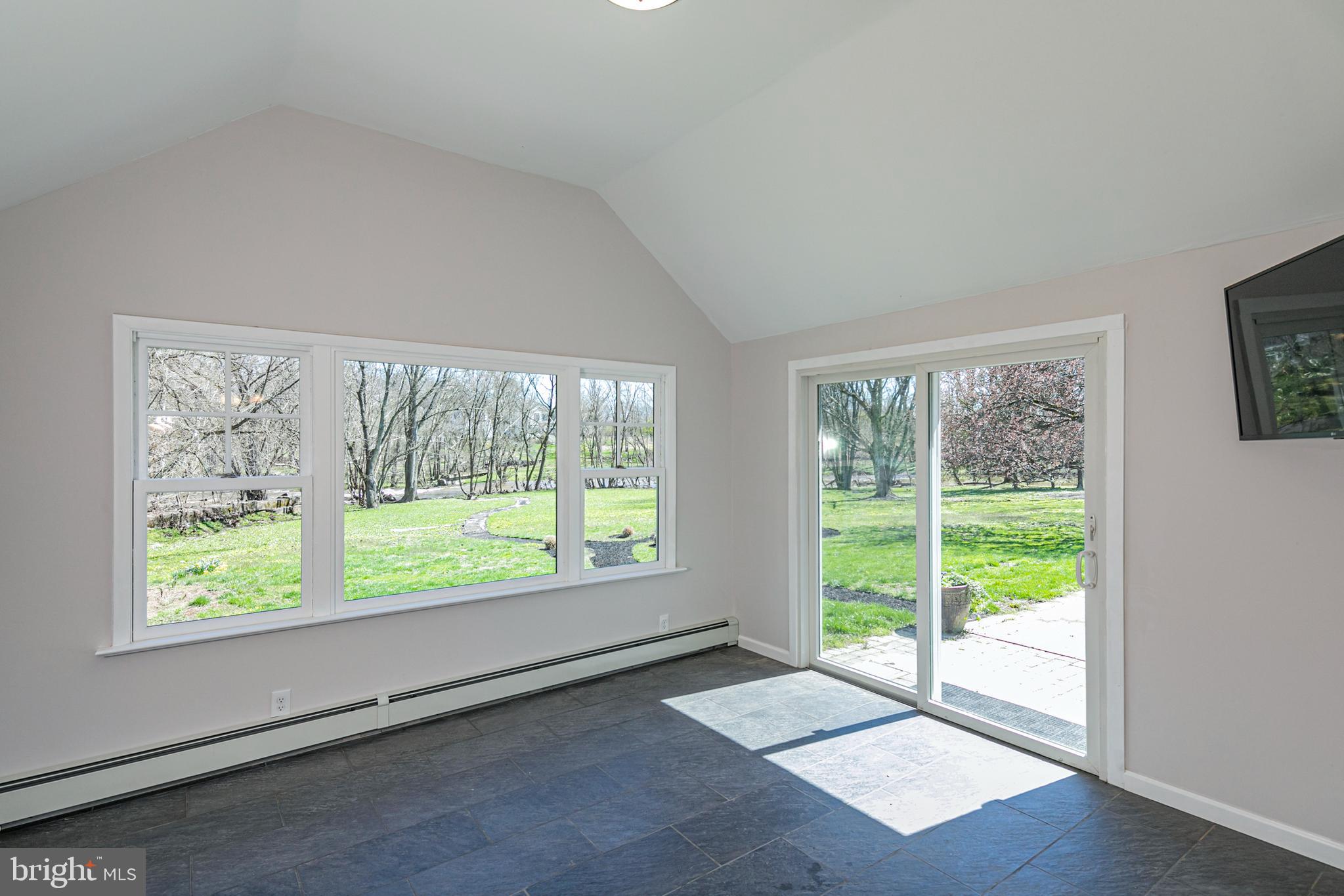 12 Old Mill Road Pennington, NJ 08534 - Photo 16 of 40