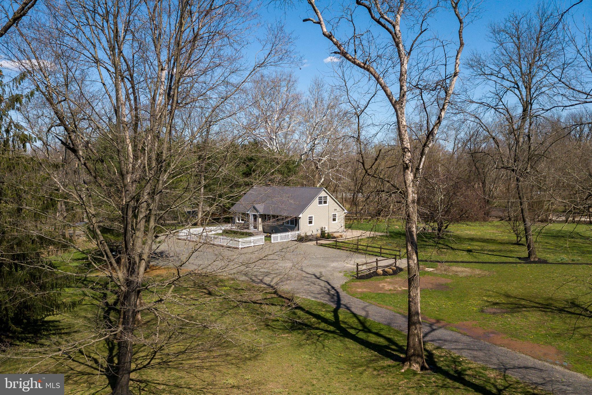 12 Old Mill Road Pennington, NJ 08534 - Photo 2 of 40