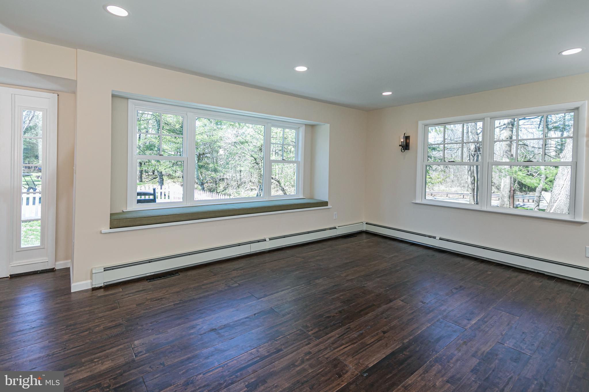 12 Old Mill Road Pennington, NJ 08534 - Photo 5 of 40