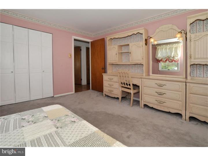 535 Lowell Road Warminster, PA 18974 - Photo 23 of 25 Bedroom 4