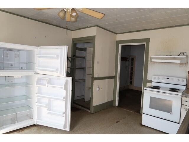 289 Main Street Canaan, ME 04924 - Photo 23 of 54 Kitchen_33