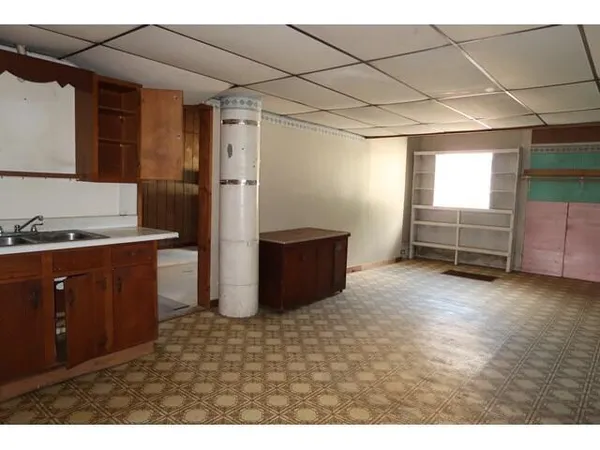 $74,900 | 289 Main Street, Canaan, ME 04924