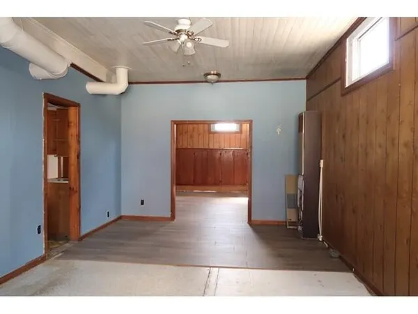 $74,900 | 289 Main Street, Canaan, ME 04924