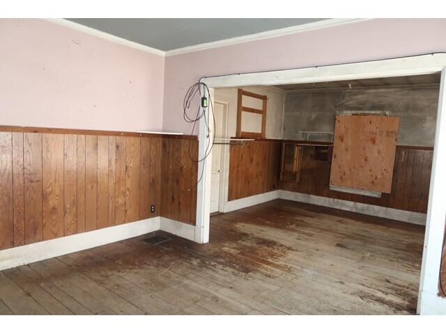 289 Main Street Canaan, ME 04924 - Photo 31 of 54 Living_Area_12