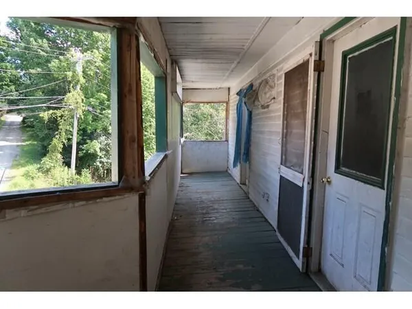 $74,900 | 289 Main Street, Canaan, ME 04924