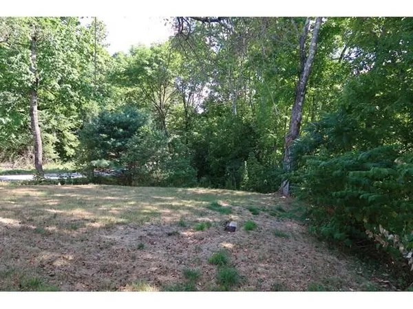 $74,900 | 289 Main Street, Canaan, ME 04924