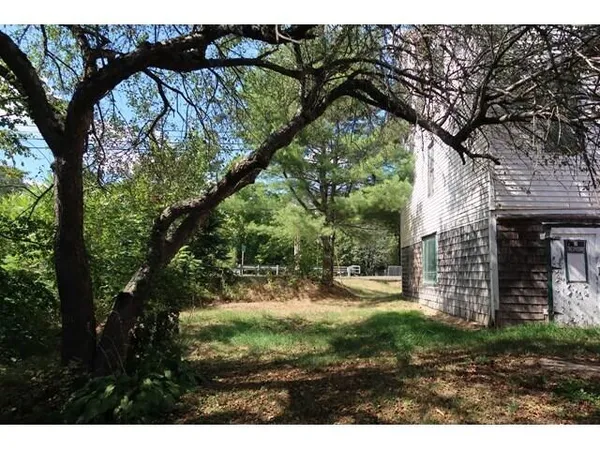 $74,900 | 289 Main Street, Canaan, ME 04924