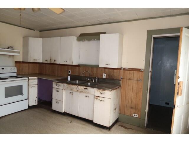 289 Main Street Canaan, ME 04924 - Photo 7 of 54 Kitchen_28