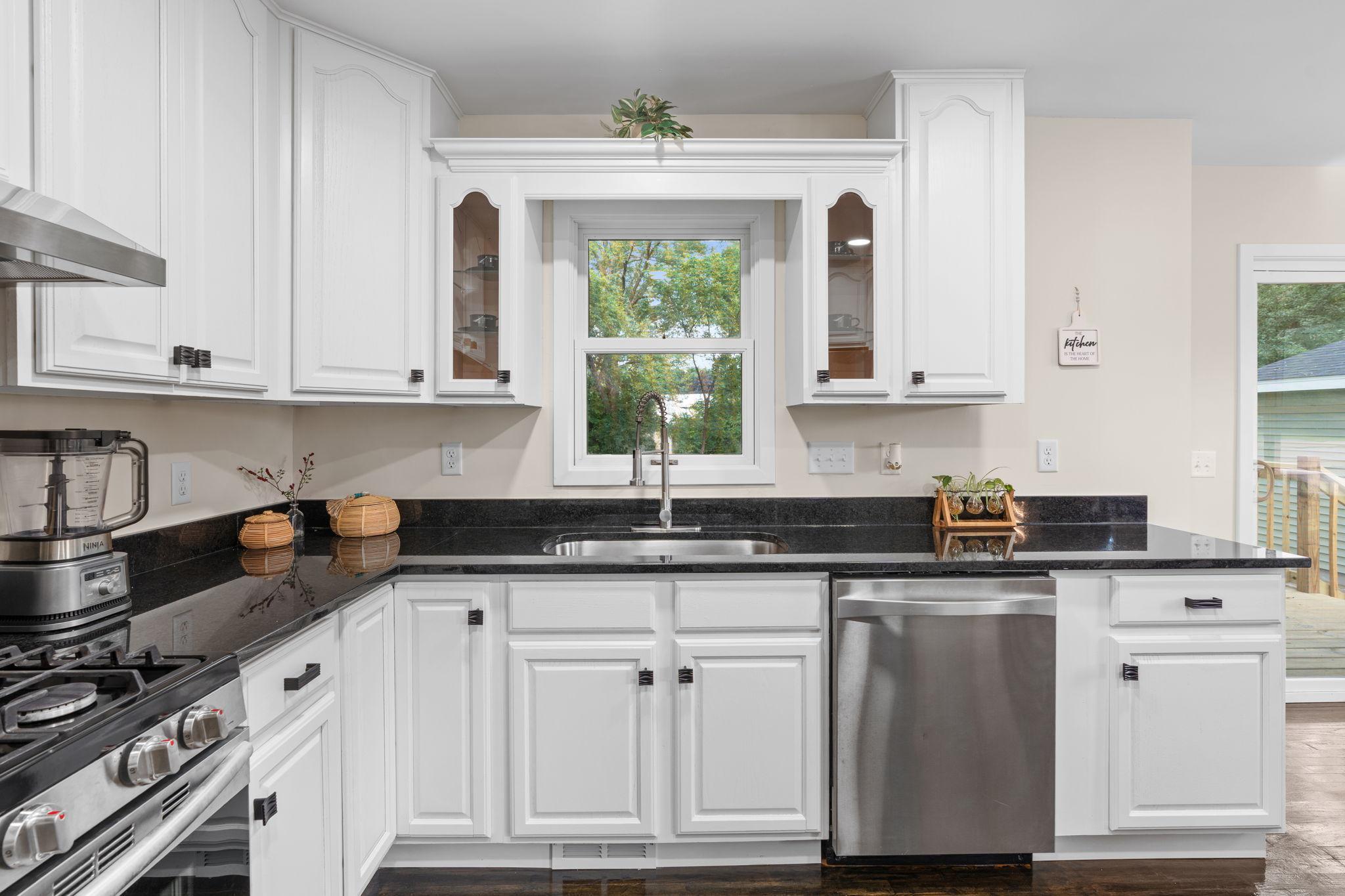 8433 East River Road Coon Rapids, MN 55433 - Photo 18 of 51