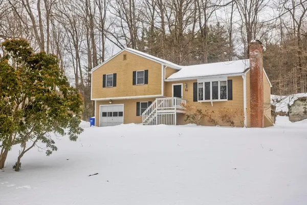 $400,000 | 26 Falls Road, Sunderland, MA 01375