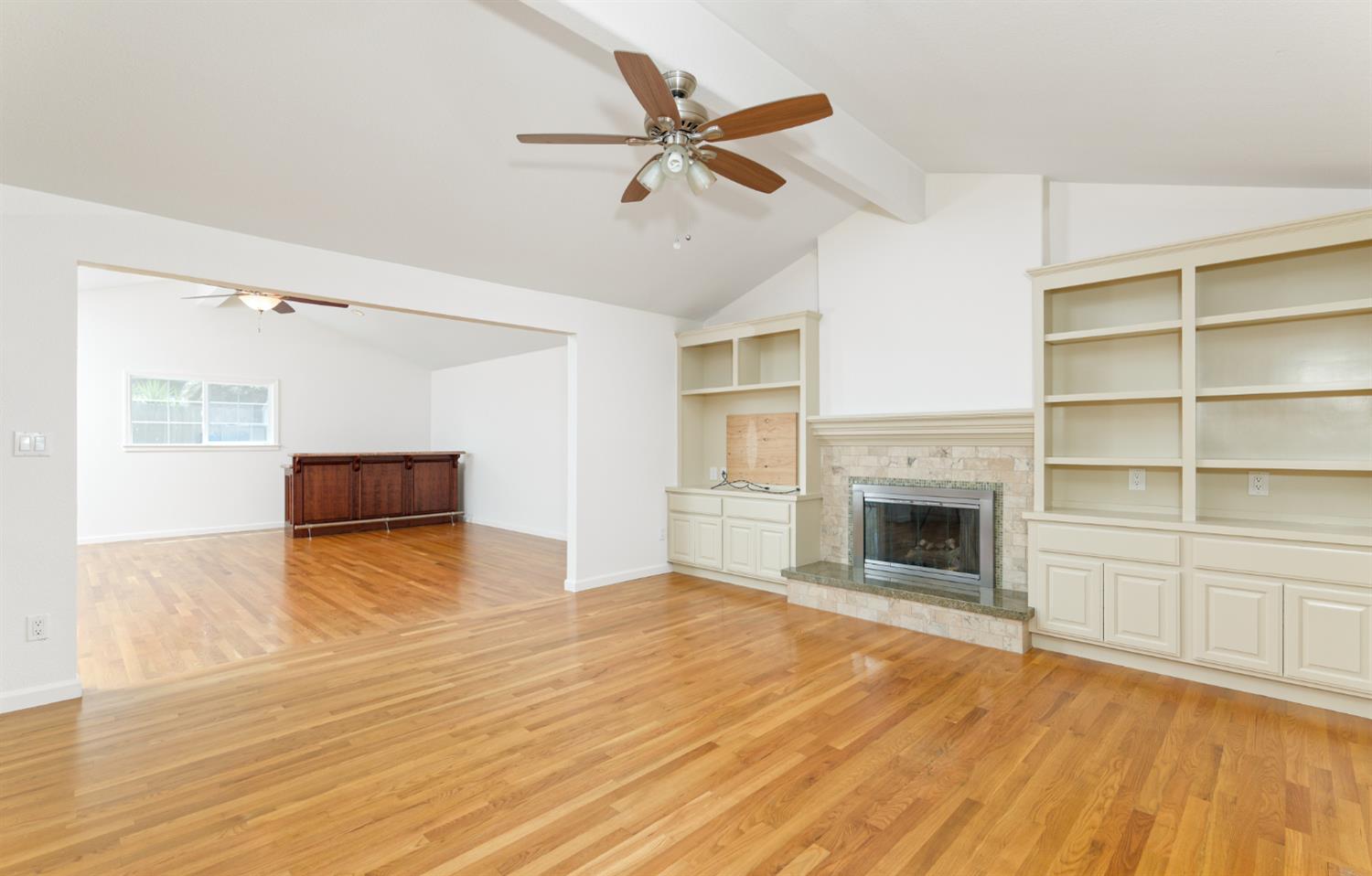 8 Mirango Court Clayton, CA 94517 - Photo 15 of 35