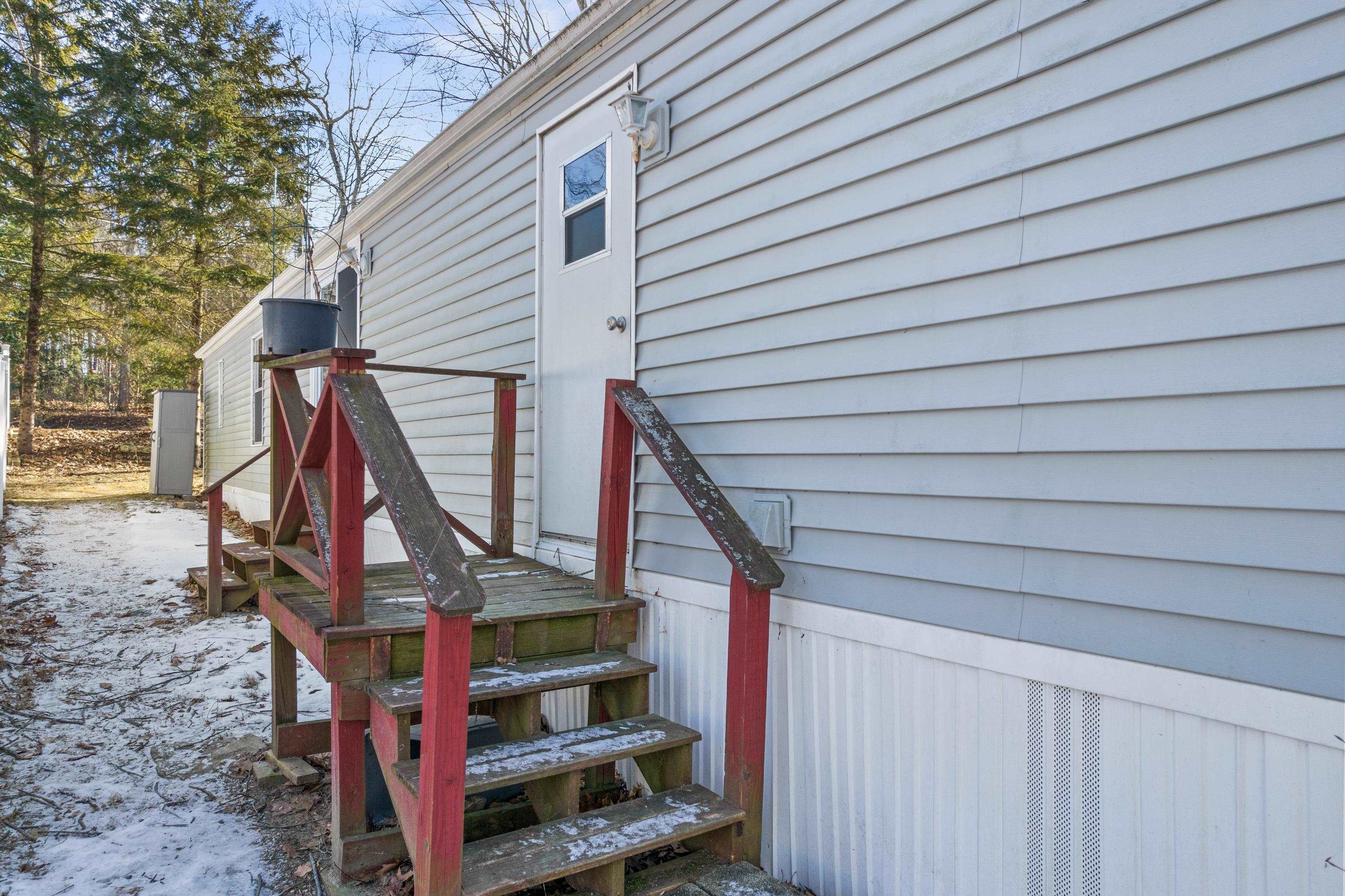 20 Nottingham Road Raymond, NH 03077 - Photo 24 of 40