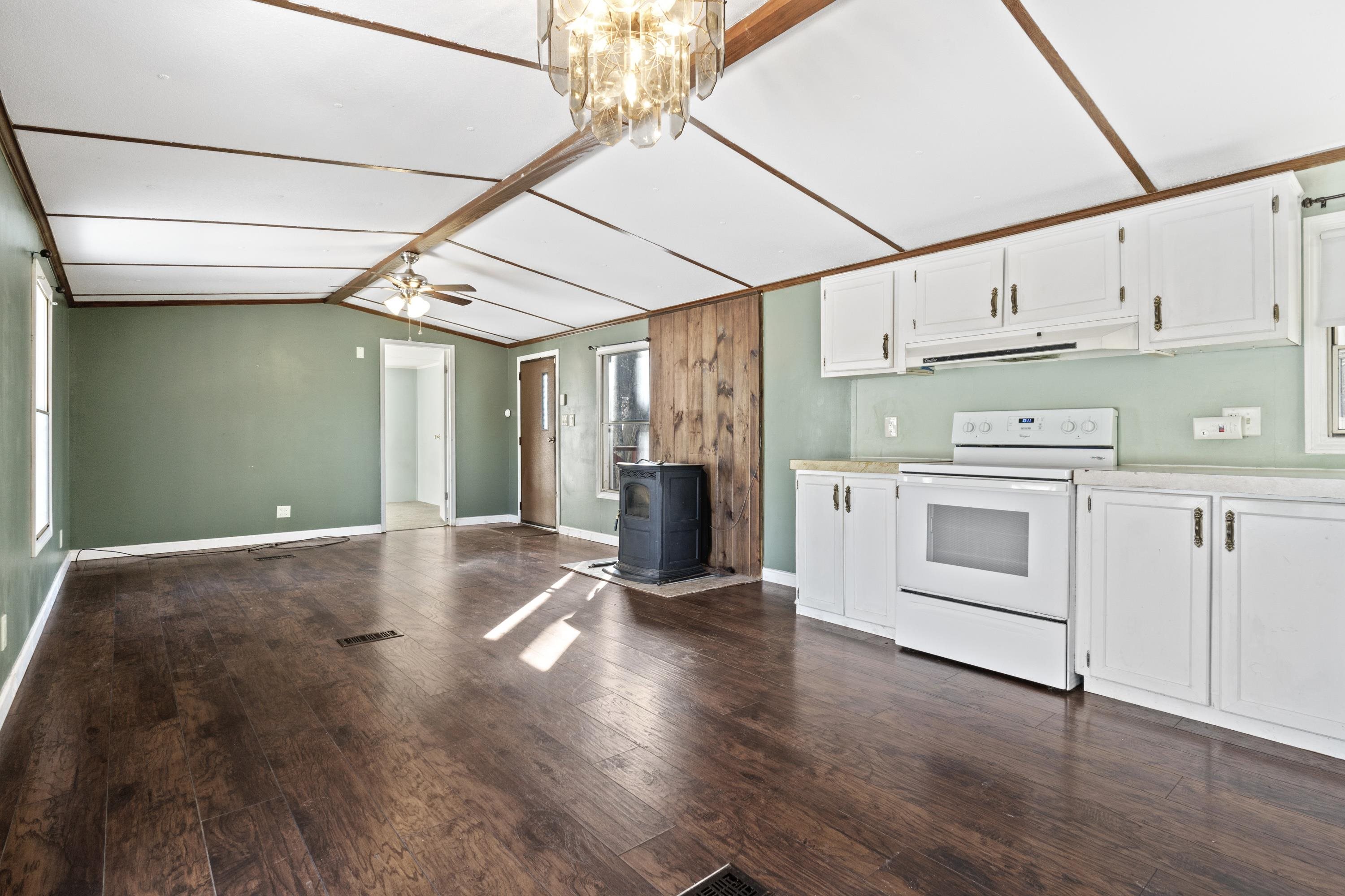20 Nottingham Road Raymond, NH 03077 - Photo 7 of 40