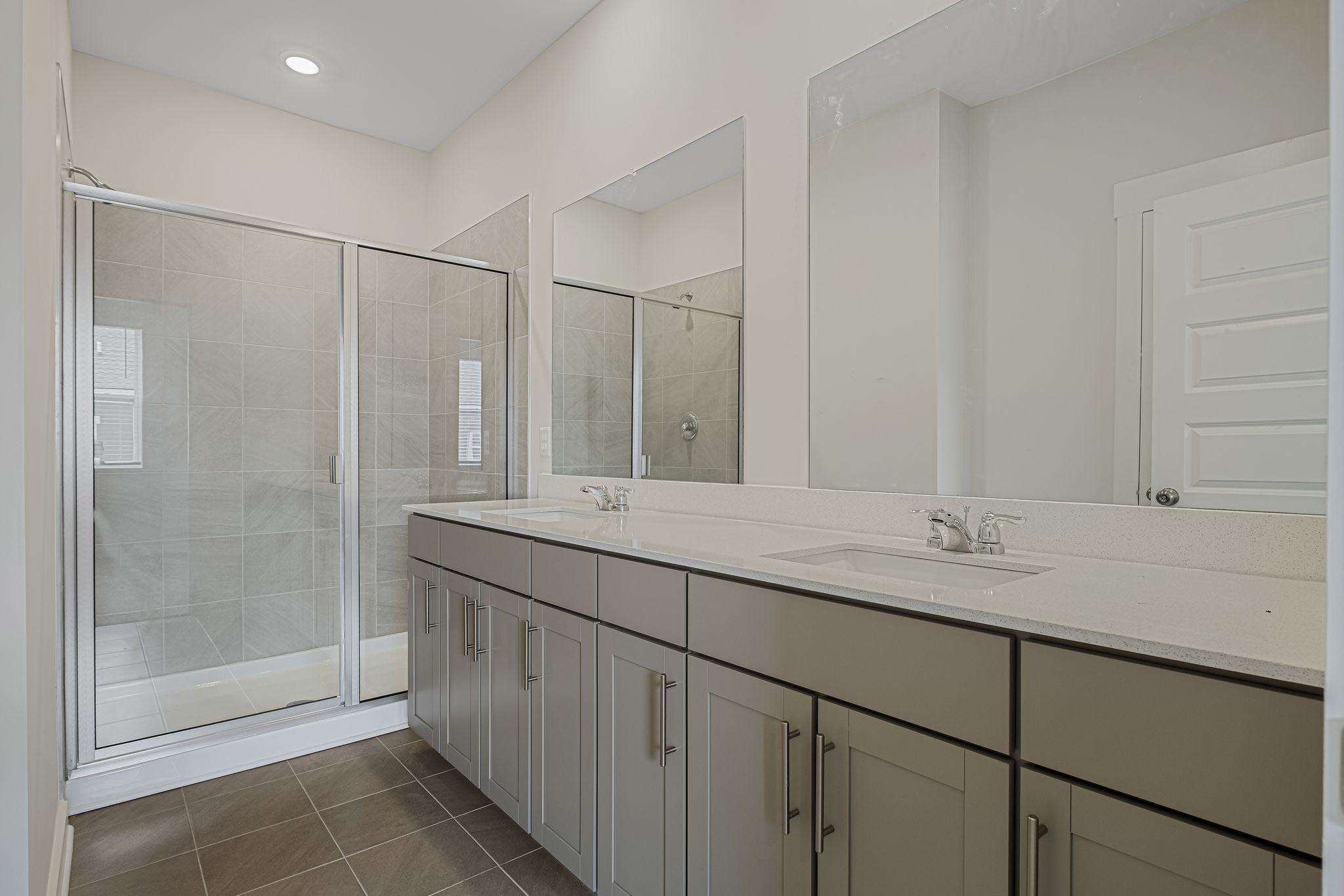 514 Hinton Street Lebanon, TN 37090 - Photo 20 of 58 a bathroom with a granite countertop sink mirror and double