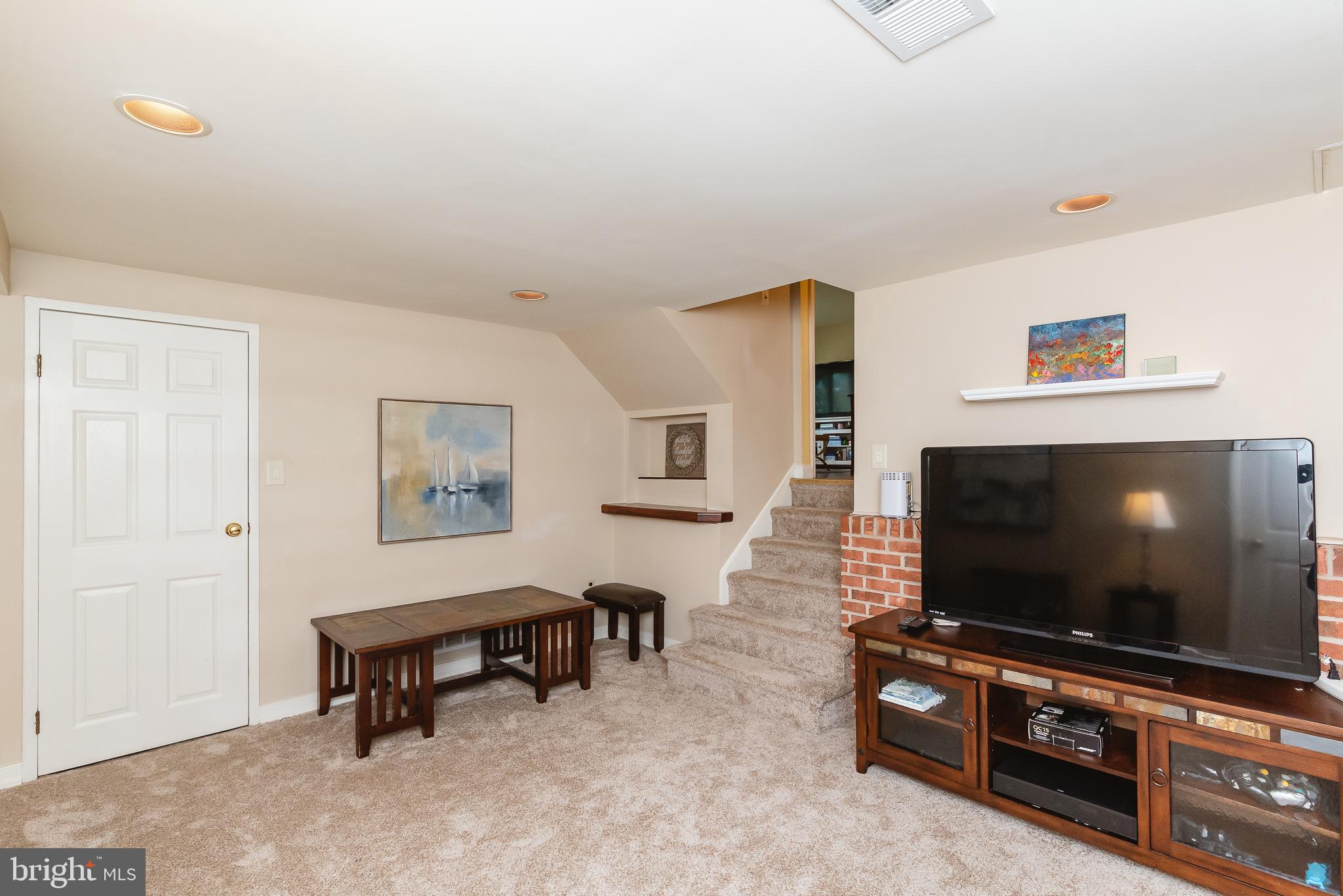 202 Burning Tree Road Lutherville-Timonium, MD 21093 - Photo 22 of 31 Family Room