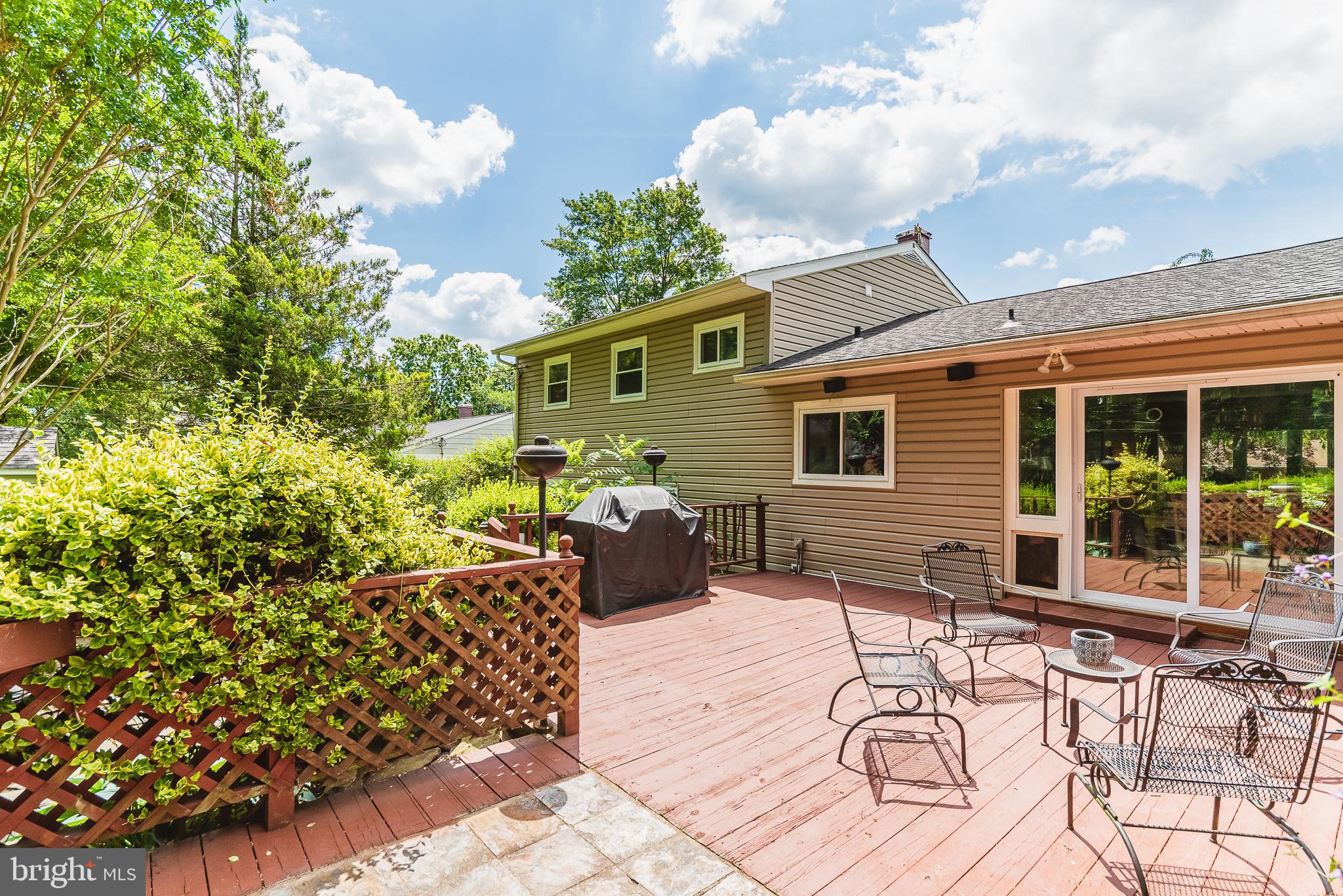 202 Burning Tree Road Lutherville-Timonium, MD 21093 - Photo 25 of 31 Deck, perfect for relaxing!
