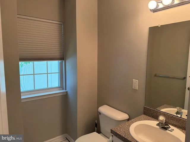 $339,900 | 4 Juniper Lane, Blackwood, NJ 08012