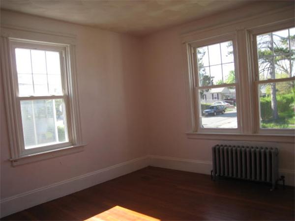 16 Metropolitan Road Providence, RI 02908 - Photo 7 of 9 Gallery Image 7