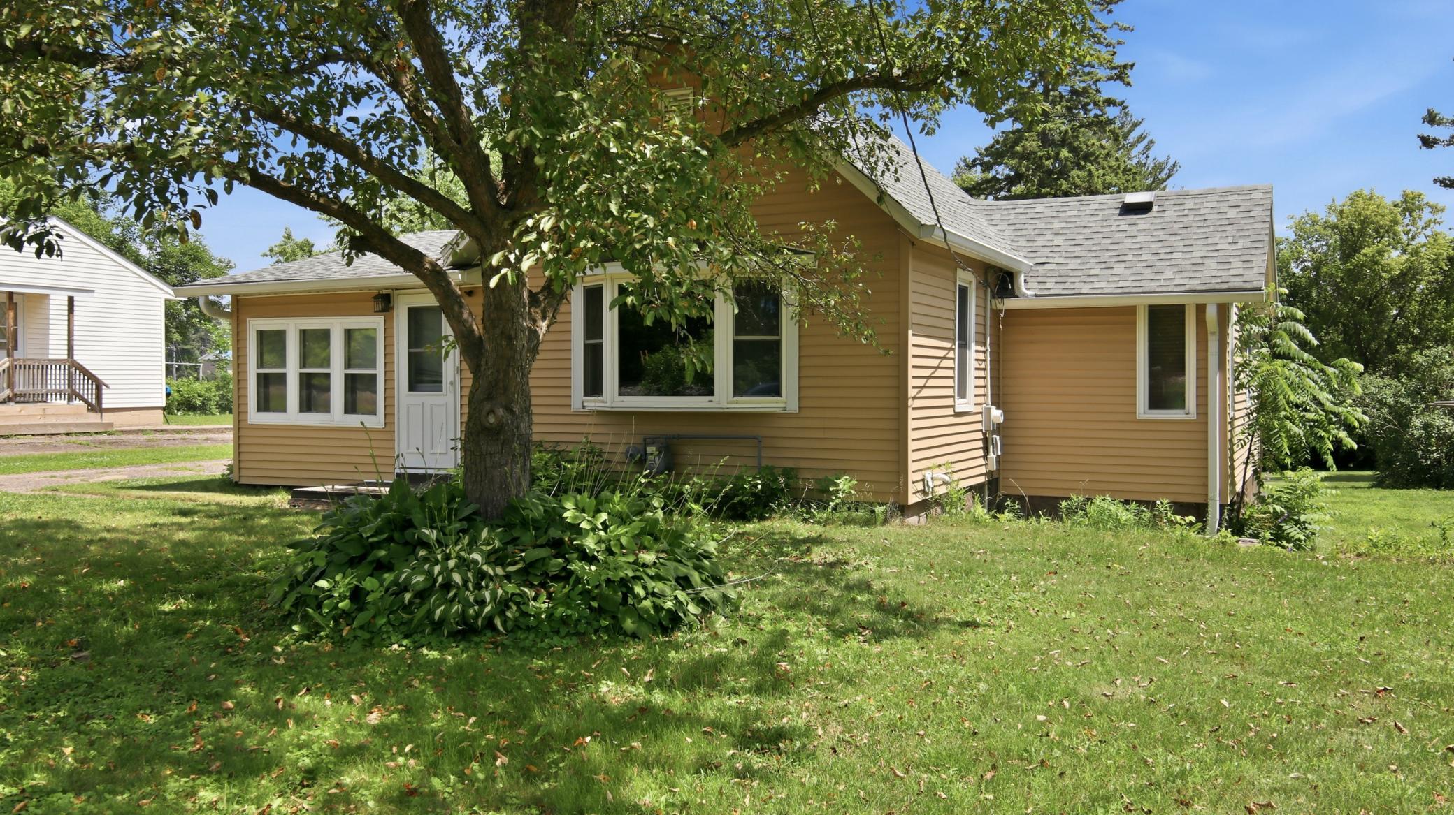 417 South 7th Street Cameron, WI 54822 - Photo 2 of 29