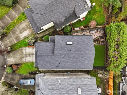 $949,000 | 7552 Northeast 203rd Street, Kenmore, WA 98028