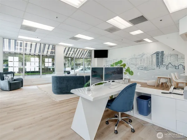 $2,500 | 1798 Southeast Columbia River Drive, Vancouver, WA 98661