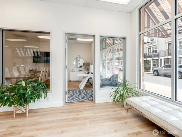 $2,500 | 1798 Southeast Columbia River Drive, Vancouver, WA 98661