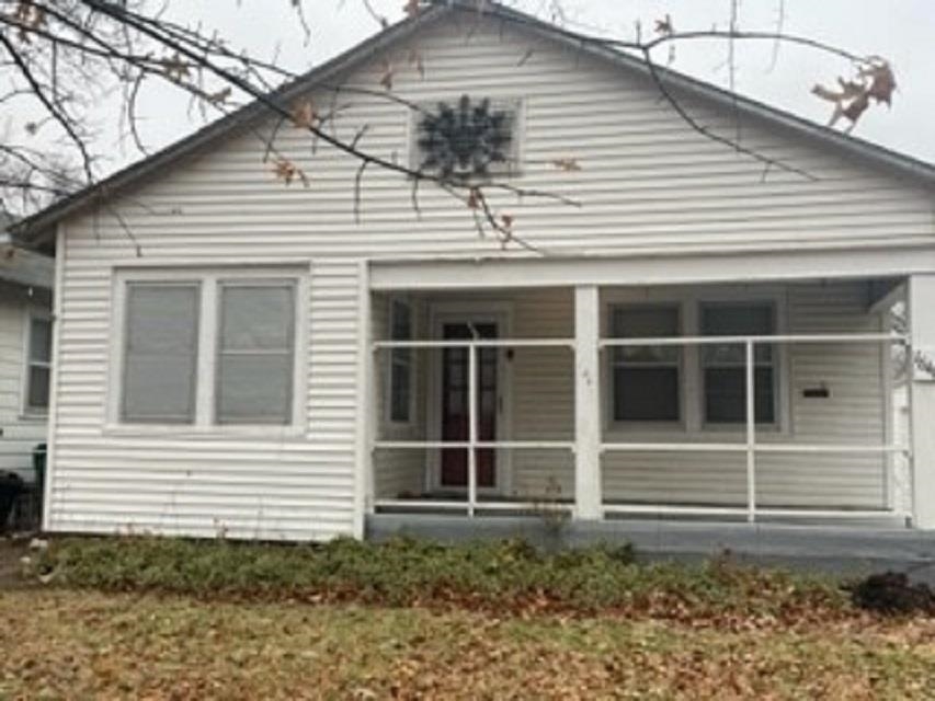 1646 South Topeka Avenue Wichita, KS 67211 - Photo 2 of 36 House has a great place for plants to sit on the front porch. Covered front porch.