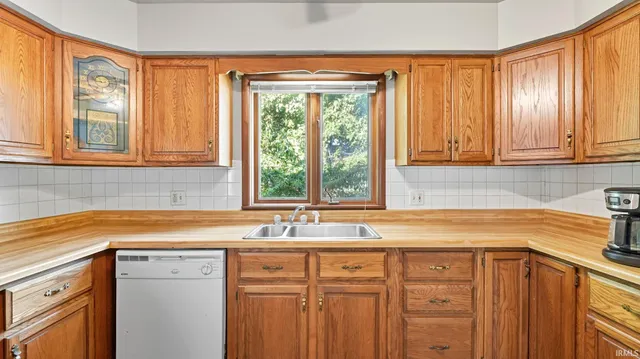 $214,900 | 525 Pettit Avenue, Fort Wayne, IN 46807