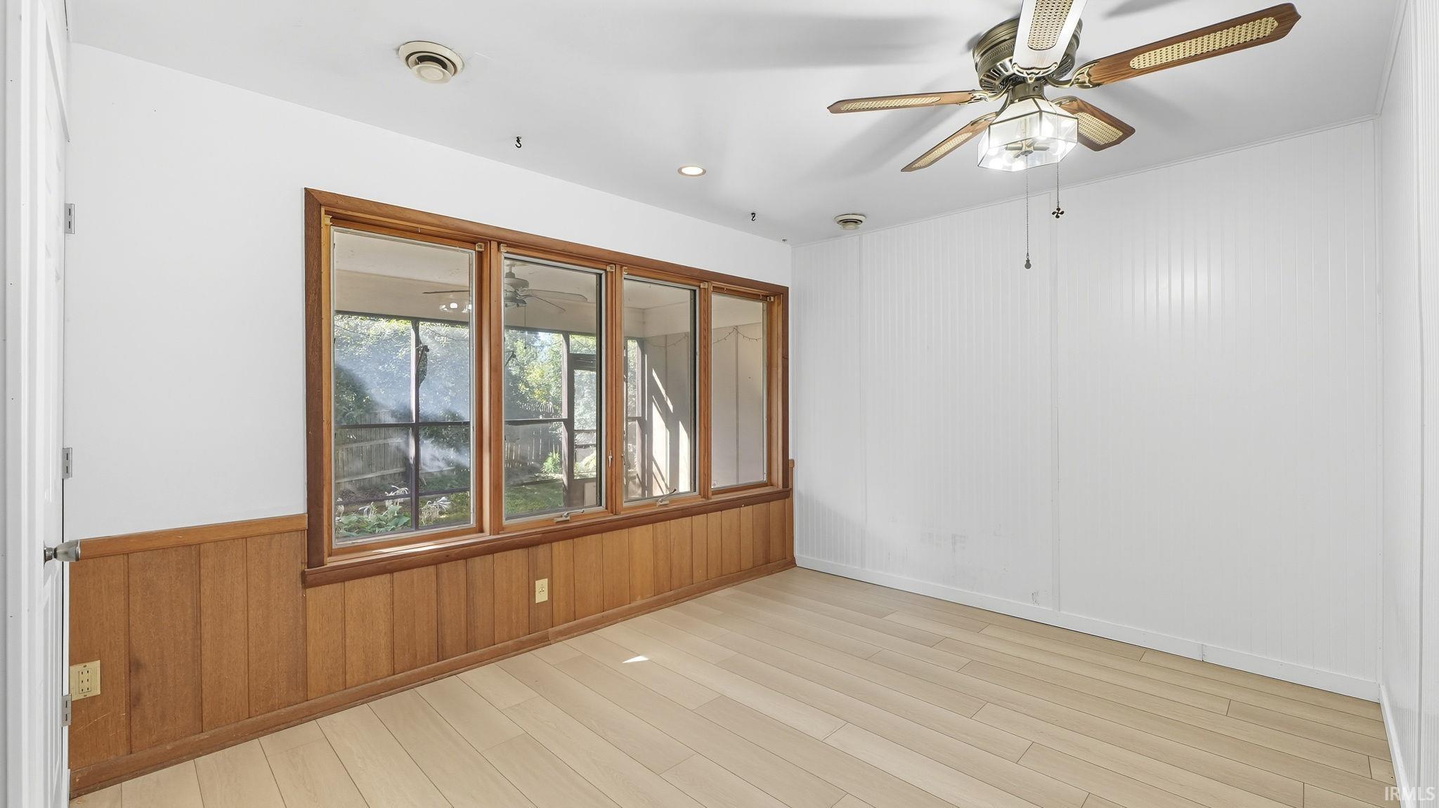 525 Pettit Avenue Fort Wayne, IN 46807 - Photo 18 of 35