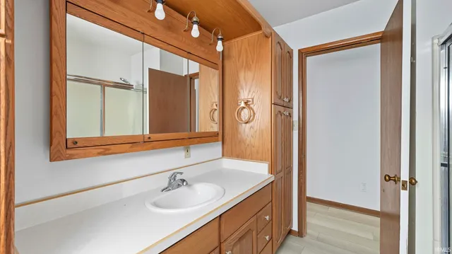 $214,900 | 525 Pettit Avenue, Fort Wayne, IN 46807