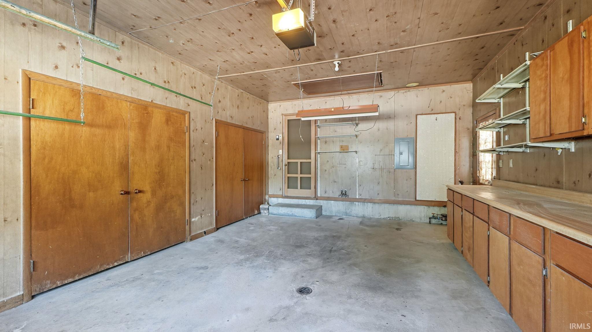 525 Pettit Avenue Fort Wayne, IN 46807 - Photo 31 of 35