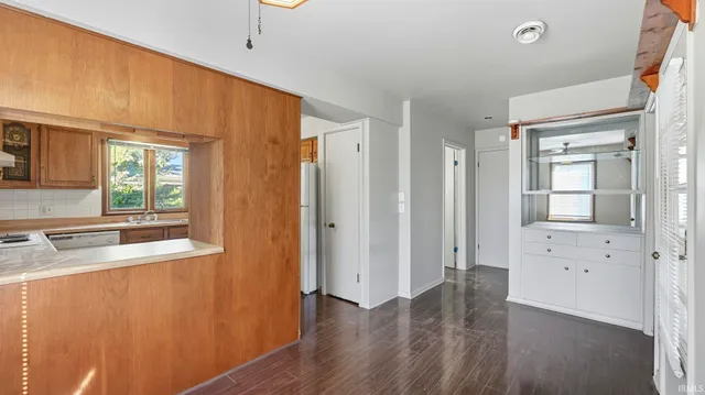 $214,900 | 525 Pettit Avenue, Fort Wayne, IN 46807