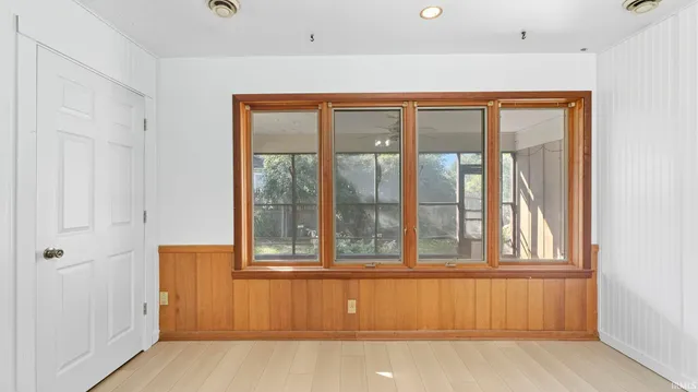 $214,900 | 525 Pettit Avenue, Fort Wayne, IN 46807