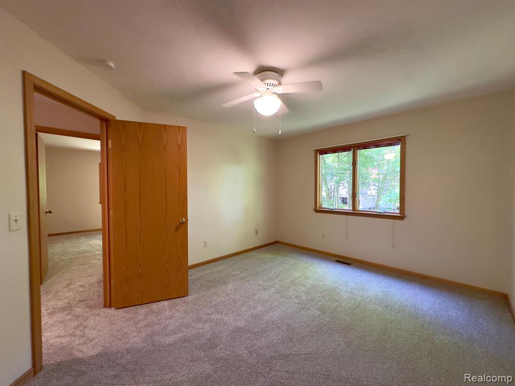 20450 Wahrman Road New Boston, MI 48164 - Photo 23 of 39 Gallery Image 23