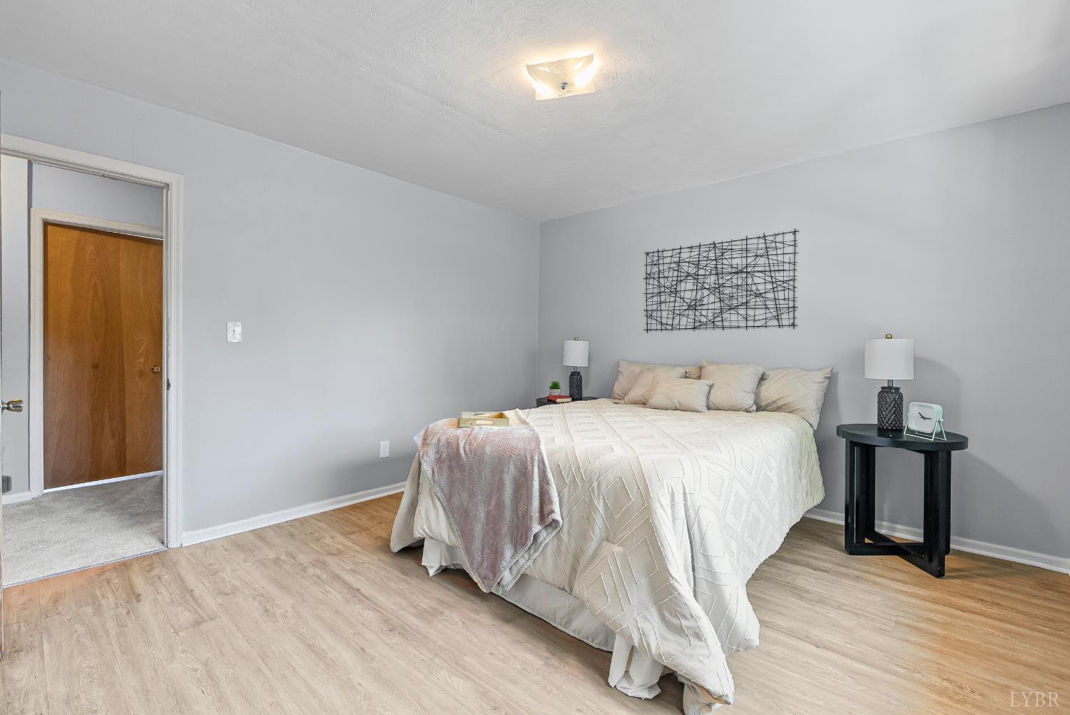 3101 Link Road, Unit 11 Lynchburg, VA 24503 - Photo 19 of 41 a bedroom with a bed and a table