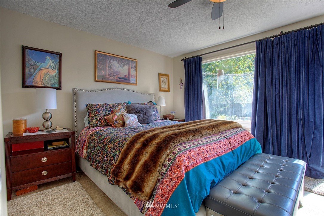 16014 132nd Place Southeast Renton, WA 98058 - Photo 15 of 25 Gallery Image 15
