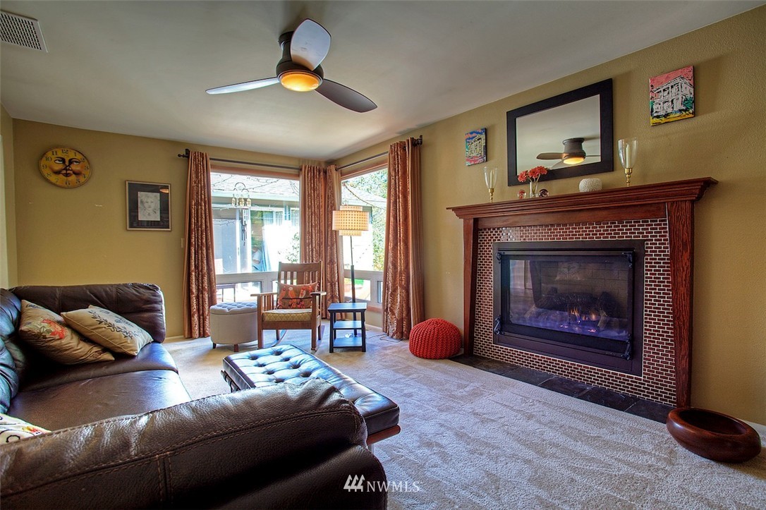 16014 132nd Place Southeast Renton, WA 98058 - Photo 23 of 25 Gallery Image 23